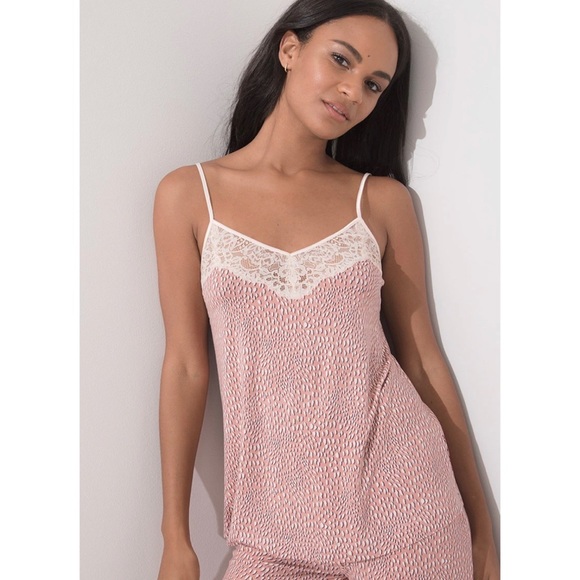 Soma Cool Nights Lace Trim Crop Pajama Set - Picture 4 of 13